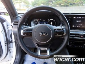 Kia K5 2.0 2021 года из Южной Кореи