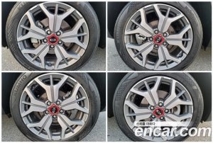 Kia Seltos Бензин 1.6 Turbo 2WD 2020 года из Южной Кореи