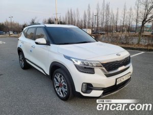 Kia Seltos Бензин 1.6 Turbo 2WD 2020 года из Южной Кореи