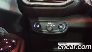 ChevroletGMDaewoo Trailblazer 1.3 Turbo 2WD 2022 года из Южной Кореи