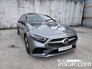 Mercedes-Benz CLS-Class CLS300d AMG Line 2020 года из Южной Кореи
