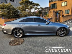 Mercedes-Benz CLS-Class CLS300d AMG Line 2020 года из Южной Кореи
