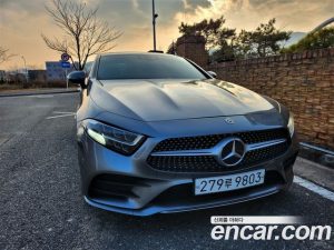 Mercedes-Benz CLS-Class CLS300d AMG Line 2020 года из Южной Кореи