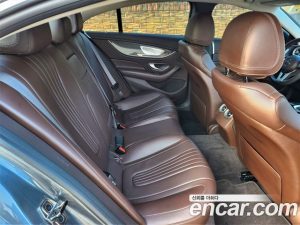 Mercedes-Benz CLS-Class CLS300d AMG Line 2020 года из Южной Кореи