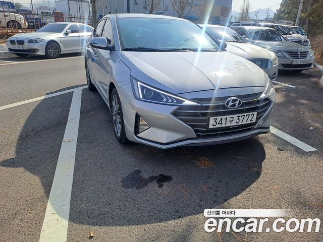 Hyundai AVANTE 1.6 2020 года из Кореи