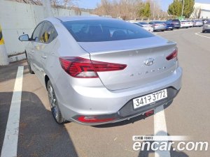 Hyundai AVANTE 1.6 2020 года из Южной Кореи