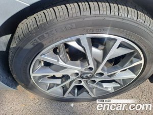 Hyundai AVANTE 1.6 2020 года из Южной Кореи