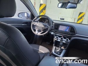 Hyundai AVANTE 1.6 2020 года из Южной Кореи