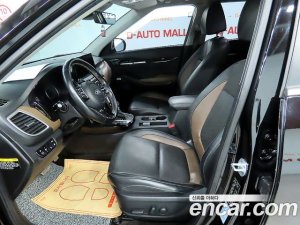Kia Seltos Бензин 1.6 Turbo 2WD 2020 года из Южной Кореи