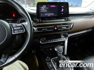 Kia Seltos Бензин 1.6 Turbo 2WD 2020 года из Южной Кореи