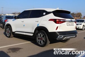Kia Seltos Бензин 1.6 Turbo 2WD 2022 года из Южной Кореи