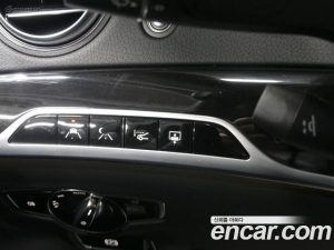 Mercedes-Benz S-Class S560L 4MATIC 2020 года из Южной Кореи