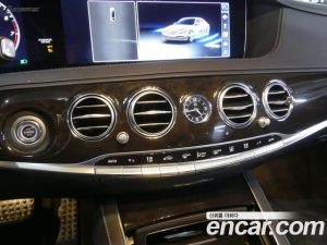 Mercedes-Benz S-Class S560L 4MATIC 2020 года из Южной Кореи