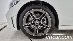 Mercedes-Benz C-Class C200 Coupe 2021 года из Южной Кореи