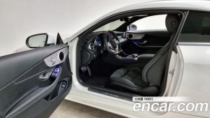 Mercedes-Benz C-Class C200 Coupe 2021 года из Южной Кореи