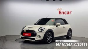 Mini Cooper Convertible DEFAULT 2021 года из Южной Кореи