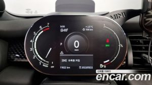 Mini Cooper Convertible DEFAULT 2021 года из Южной Кореи