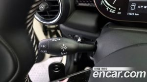 Mini Cooper Convertible DEFAULT 2021 года из Южной Кореи