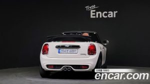 Mini Cooper Convertible DEFAULT 2021 года из Южной Кореи
