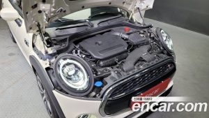 Mini Cooper Convertible DEFAULT 2021 года из Южной Кореи