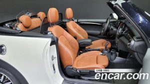 Mini Cooper Convertible DEFAULT 2021 года из Южной Кореи
