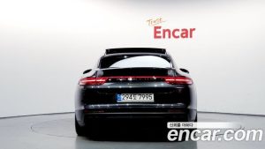 Porsche Panamera 2.9 AWD E-하이브리드 2020 года из Южной Кореи