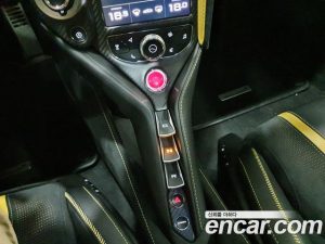 Mclaren 720S 4.0 SPYDER 2020 года из Южной Кореи