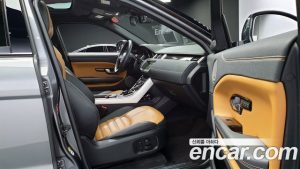 Land Rover Range Rover Evoque 2.0 TD4 HSE Dynamic 2019 года из Южной Кореи