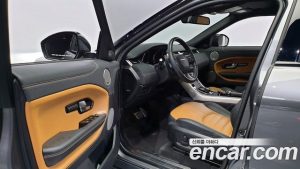 Land Rover Range Rover Evoque 2.0 TD4 HSE Dynamic 2019 года из Южной Кореи