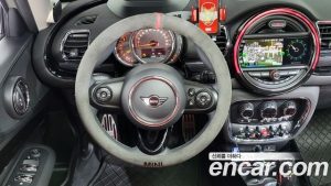Mini Clubman High 2020 года из Южной Кореи