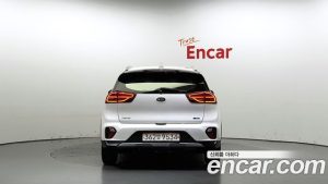 Kia Niro 1.6 HEV 2020 года из Южной Кореи