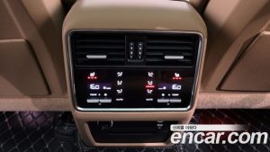 Porsche Cayenne 3.0 E-하이브리드 2020 года из Южной Кореи