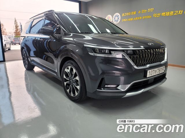 Kia Carnival 7-Seater Noblesse 2021 года из Кореи