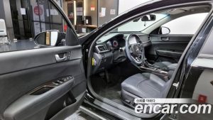 Kia K5 2.0 2020 года из Южной Кореи