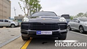 Porsche Cayenne 3.0 2021 года из Южной Кореи