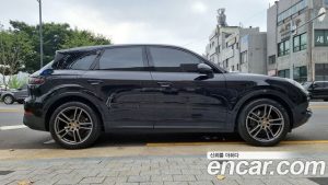 Porsche Cayenne 3.0 2021 года из Южной Кореи