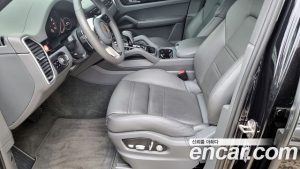 Porsche Cayenne 3.0 2021 года из Южной Кореи