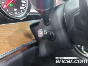 Mercedes-Benz E-Class E220d 4MATIC Exclusive 2020 года из Южной Кореи
