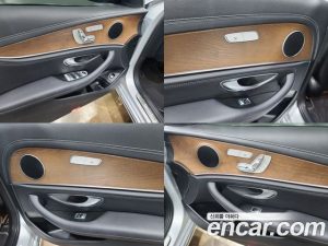 Mercedes-Benz E-Class E220d 4MATIC Exclusive 2020 года из Южной Кореи