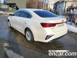 Kia K3 2020 года из Южной Кореи