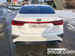 Kia K3 2020 года из Южной Кореи