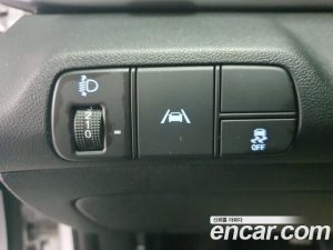 Hyundai AVANTE 1.6 2021 года из Южной Кореи