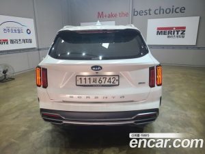 Kia Sorento HEV 1.6 2WD 2021 года из Южной Кореи