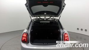 Mini Cooper 5Door DEFAULT 2021 года из Южной Кореи