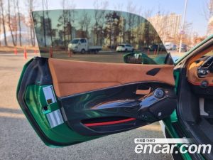 Ferrari 488 3.9 SPYDER 2020 года из Южной Кореи