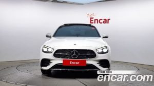 Mercedes-Benz E-Class E350 4MATIC AMG Line 2021 года из Южной Кореи