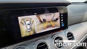 Mercedes-Benz E-Class E350 4MATIC AMG Line 2021 года из Южной Кореи