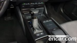 Lexus ES Executive 2020 года из Южной Кореи