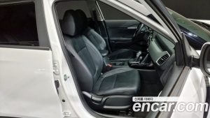 Kia Seltos Бензин 1.6 Turbo 2WD 2022 года из Южной Кореи