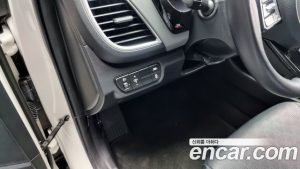 Kia Seltos Бензин 1.6 Turbo 2WD 2022 года из Южной Кореи